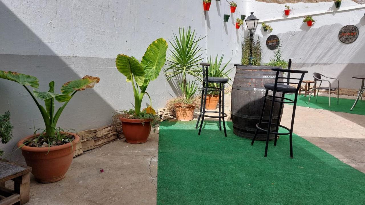 Italica Hostel Santiponce Exterior photo