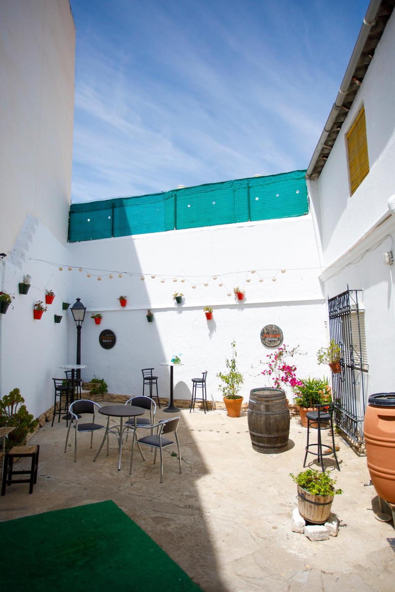 Italica Hostel Santiponce Exterior photo
