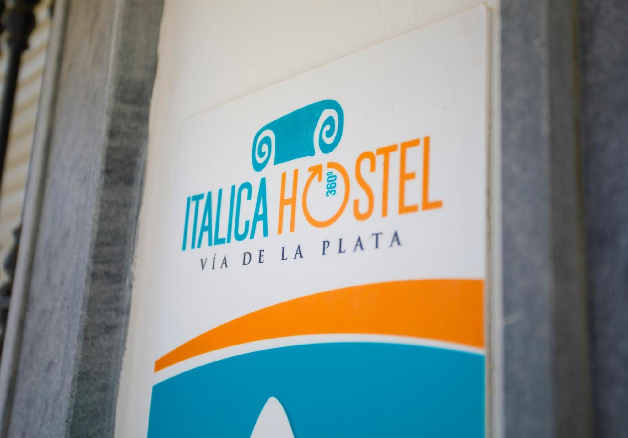 Italica Hostel Santiponce Exterior photo