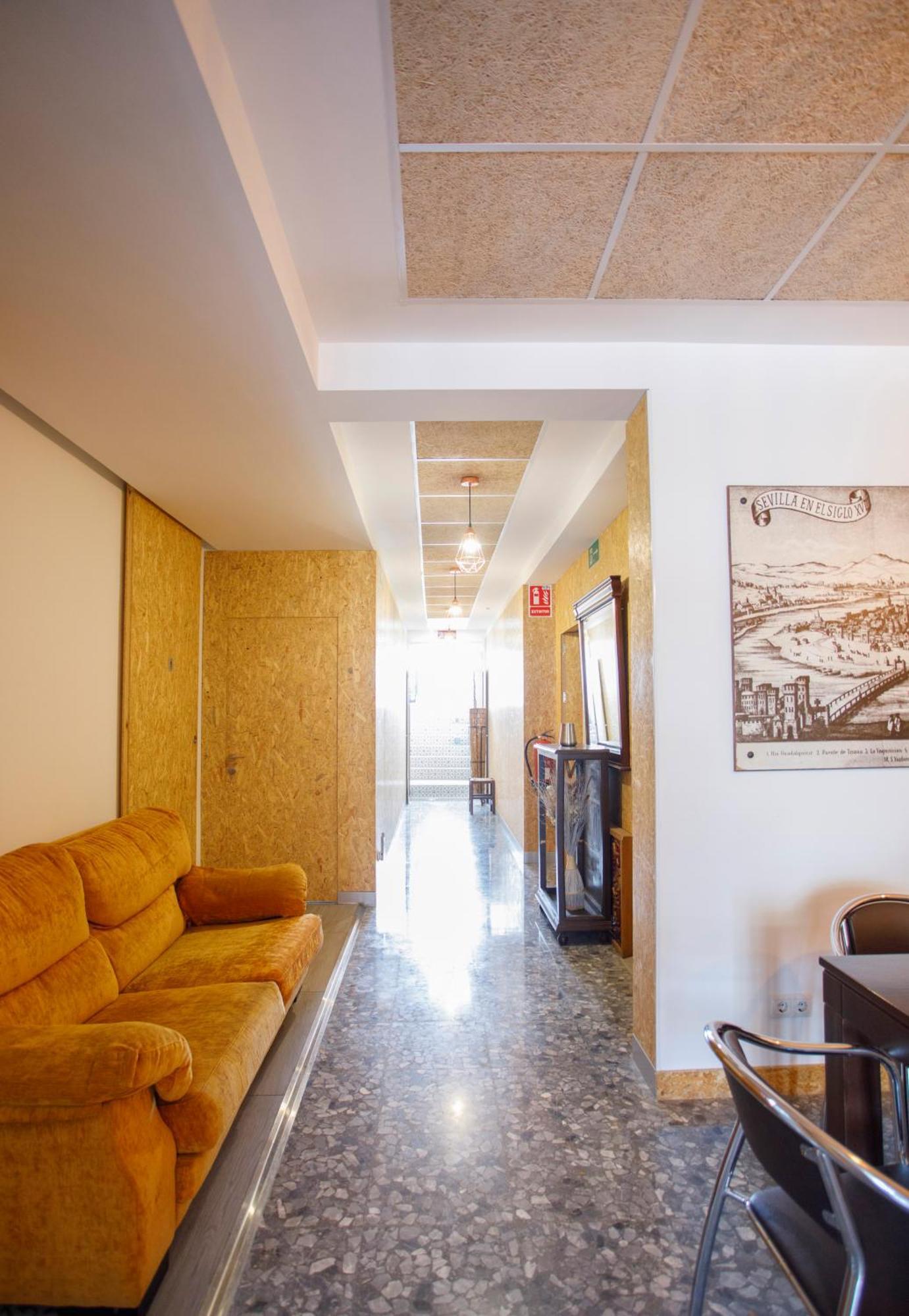 Italica Hostel Santiponce Exterior photo