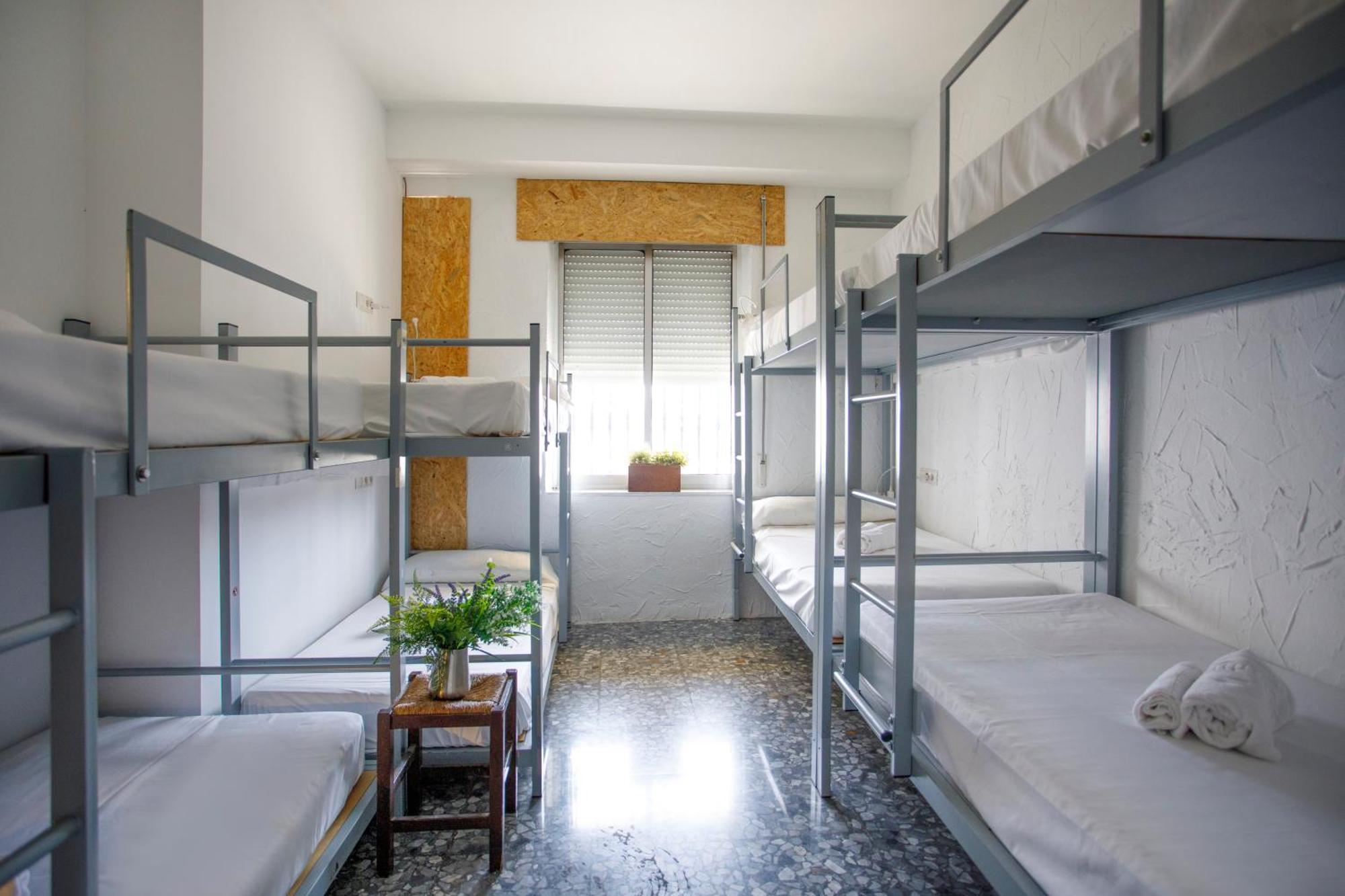 Italica Hostel Santiponce Exterior photo